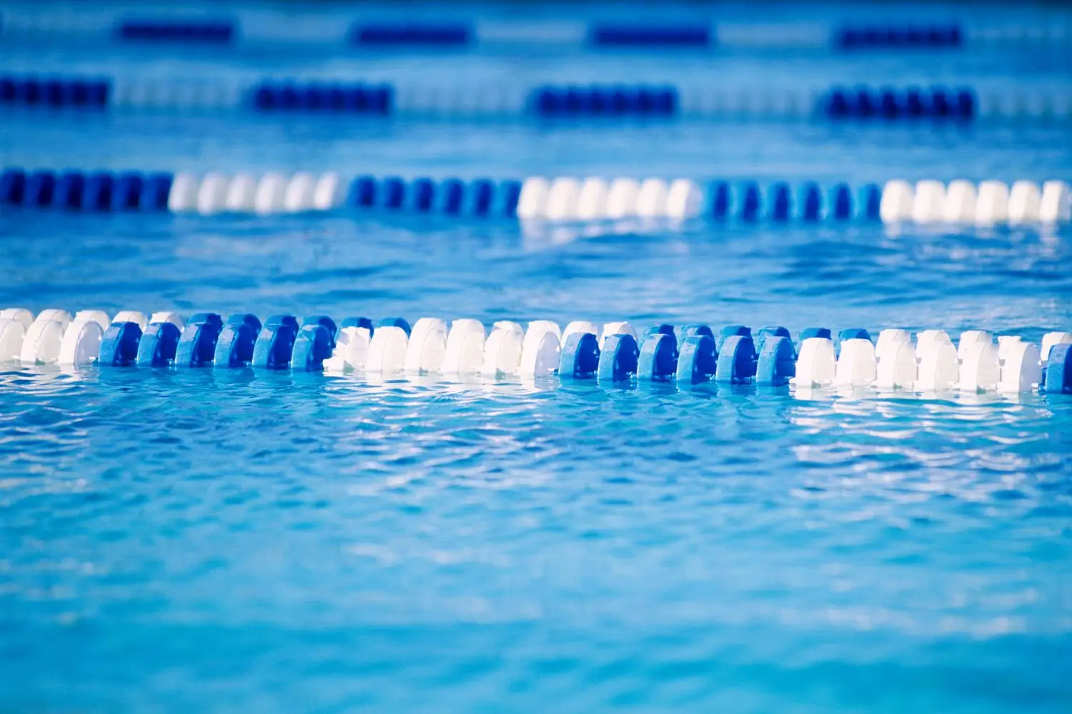 Industriële wasserijoplossingen voor zwembaden